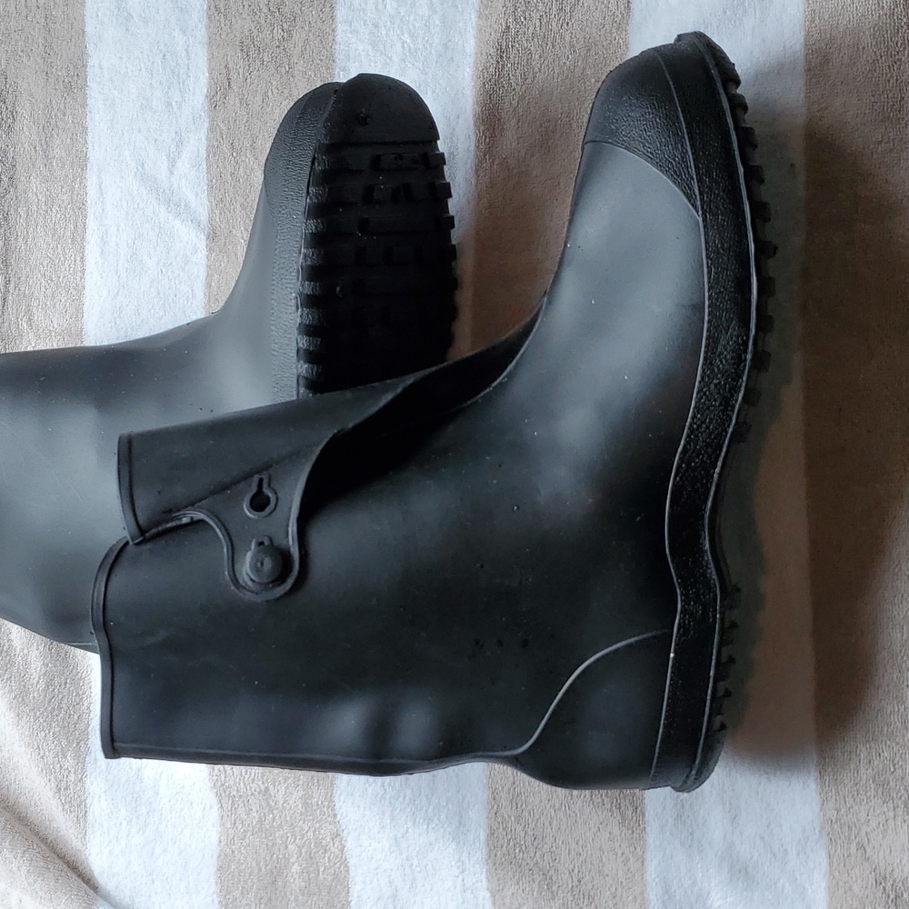 EXTRA LARGE RUBBER WORKBRUTES